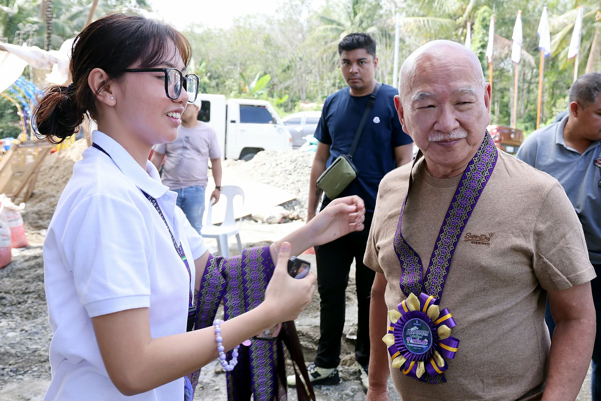 De Oro Land Company Turns Over New Classroom Building to Colegio de Nabunturan 6